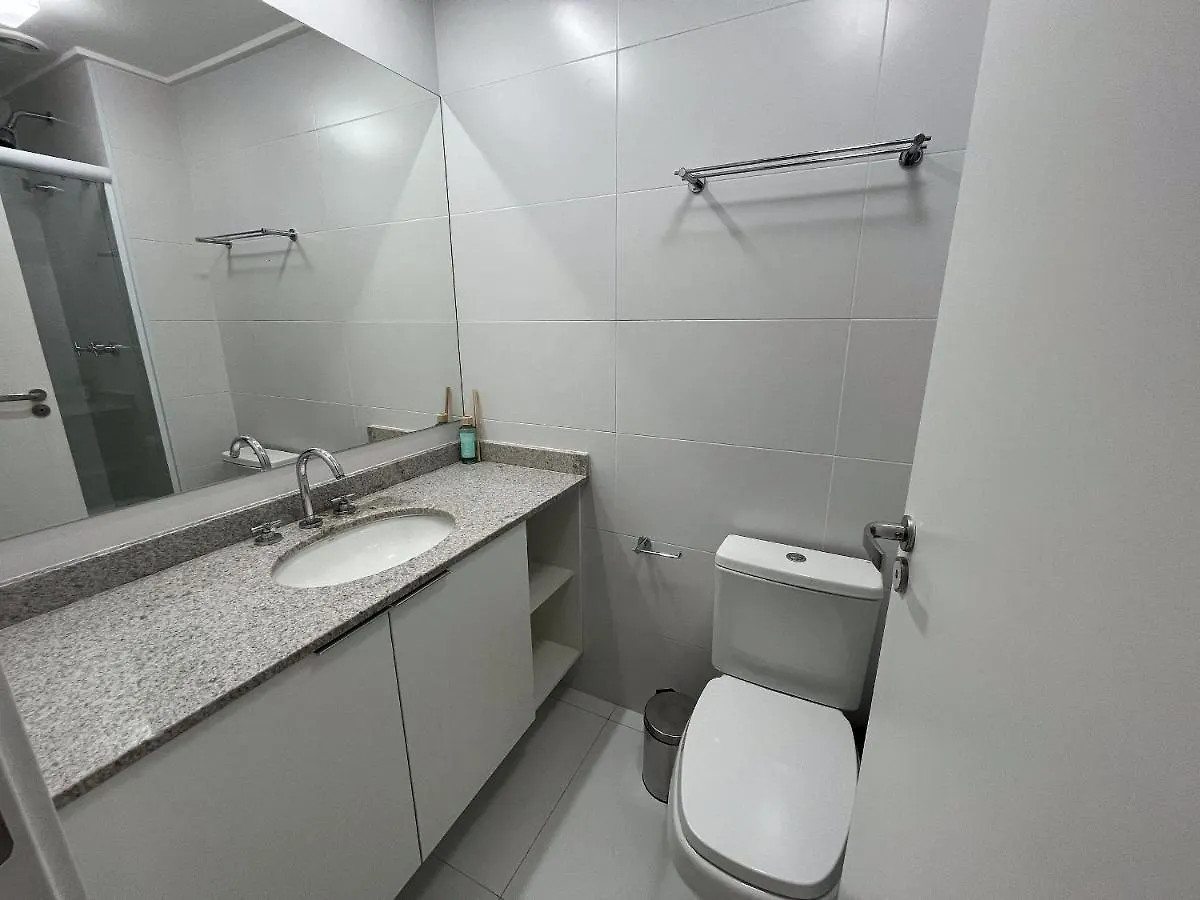 Studio moderno com Wifi e academia, ao lado do Parque Ibirapuera, Metrô - Dabra House São Paulo 0*,