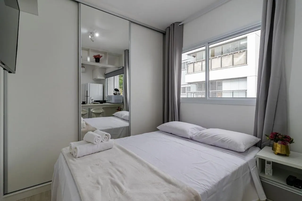 Studios Modernos Totalmente Mobiliados Com Academia Proximo A Metro Parque Ibirapuera E Hospitais Sao Paulo 0*,  Brazil